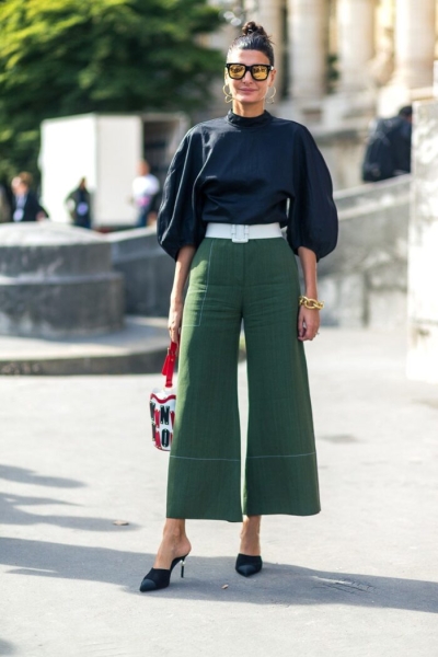 Широкие женские брюки – модные тенденции 2022-2023