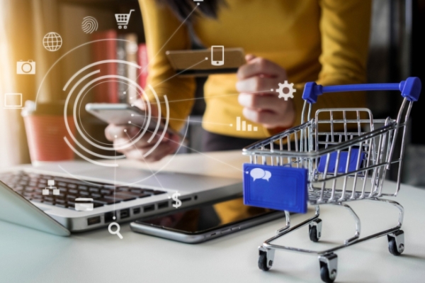 
            Главное в онлайн-торговле: рост е-коммерс в отчете АКИТ, ухудшение прогноза по развитию e-grocery, итоги первой ноябрьской распродажи        