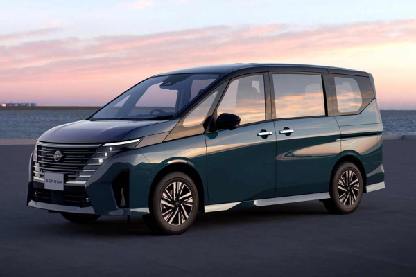 Nissan Serena 2023: японцы представили минивэн нового поколения