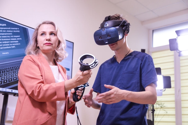 «Все как в жизни»: как врачи спасают пациентов в виртуальной реальности 