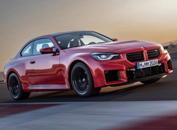 Новый BMW M2 (G87) получил угловатый дизайн и более мощный мотор