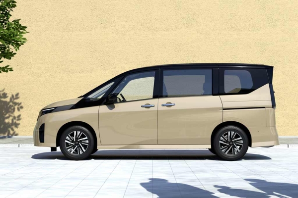 Nissan Serena 2023: японцы представили минивэн нового поколения