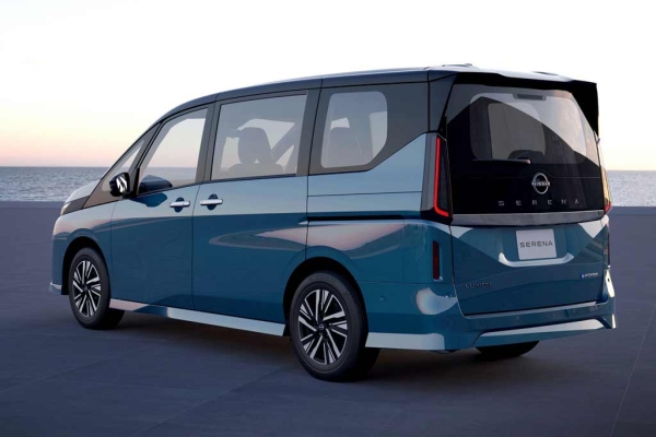 Nissan Serena 2023: японцы представили минивэн нового поколения