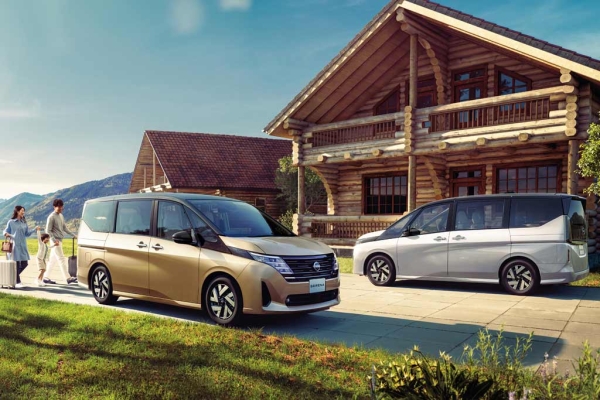 Nissan Serena 2023: японцы представили минивэн нового поколения