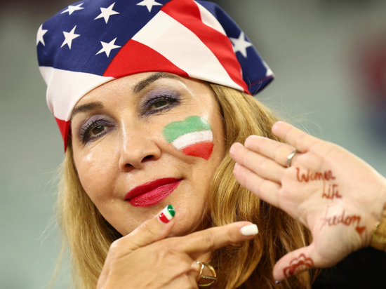 Сборная США переиграла Иран и вышла в плей-офф ЧМ-2022