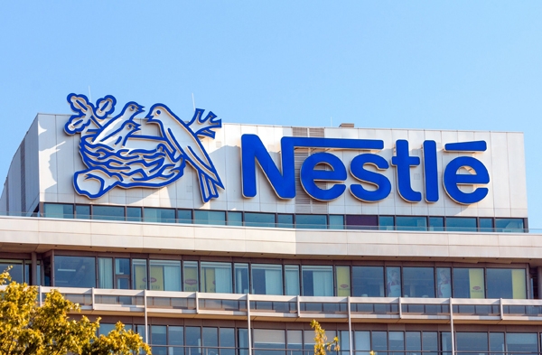 
            Nestle вводит ограничение на рекламу сладких напитков и съедобных лакомств для детей        