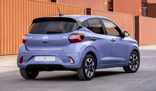 Хэтчбек Hyundai i10 для Европы обновлен скромнее, чем для Индии