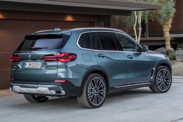 BMW X5 2023 года: немцы представили обновленную версию кроссовера