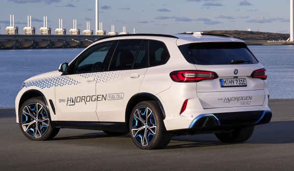 Водородный BMW iX5 Hydrogen стал мелкосерийным