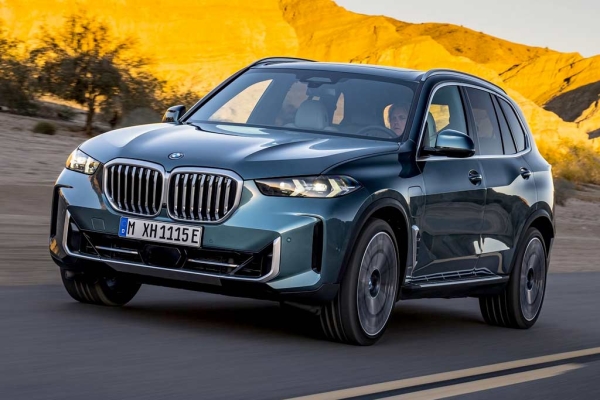 BMW X5 2023 года: немцы представили обновленную версию кроссовера