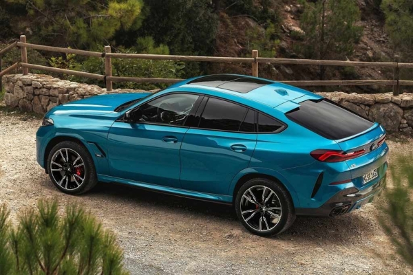 Рестайлинговый BMW X6 2023 дебютировал одновременно с обновленным X5