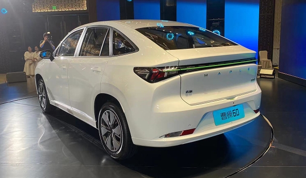 Холдинг Geely показал лифтбек Maple Caocao 60