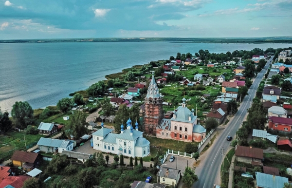 Эксперты назвали шесть озерных городов России, где можно отдохнуть от суеты