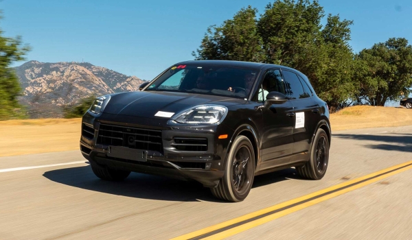 Рестайлинговый Porsche Cayenne будет иметь новый салон