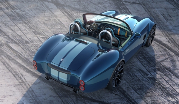 Новая классика жанра: представлен родстер AC Cobra GT