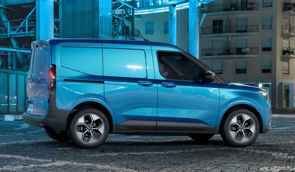 Новый Ford Transit Courier и перестановки в гамме «каблучков»