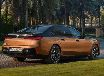 BMW i7 M70 xDrive: самый мощный электромобиль в баварской линейке