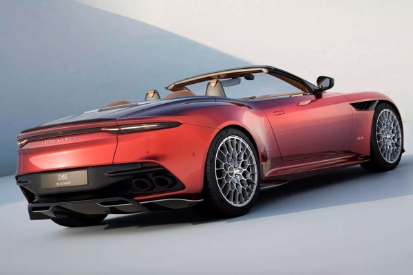 Британцы рассекретили 770-сильный родстер Aston Martin DBS 770 Ultimate Volante