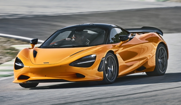 Суперкар McLaren 750S пришел на смену модели 720S