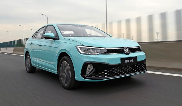 Седан Volkswagen Lavida XR заменит сразу две модели