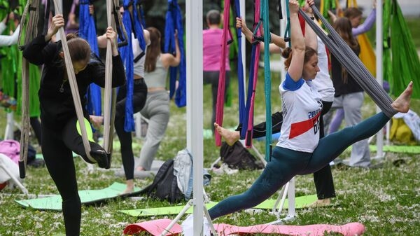 В московском парке искусств "Музеон" завершился IX Международный фестиваль йоги