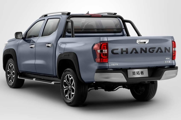 В России появится китайский пикап бизнес-класса Changan Hunter Plus