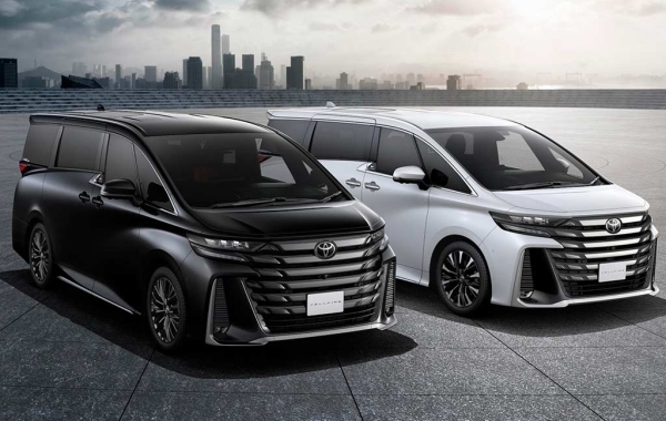 Новые минивэны Toyota Alphard и Vellfire получили еще более агрессивный дизайн экстерьера