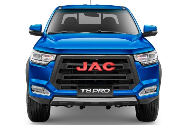 Китайская компания JAC привезет в Россию новый пикап T8 Pro