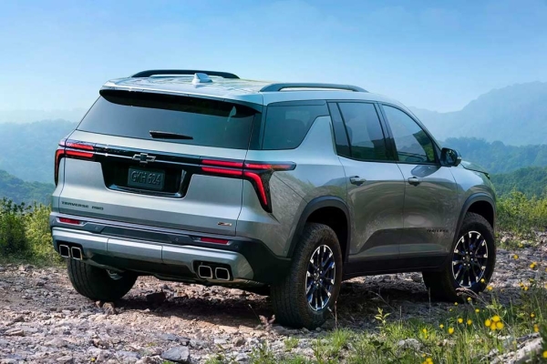 Представлен новый Chevrolet Traverse 2024: кроссовер получил брутальную внешность