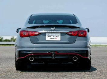 Седан Nissan Skyline получил лимитированную версию Nismo с 420-сильным мотором