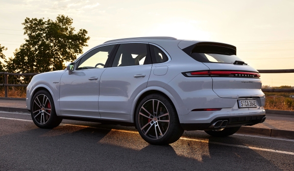 Представлен самый мощный Porsche Cayenne: теперь 739 сил