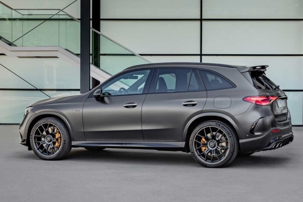 Топовый Mercedes-AMG GLC 63 S E Performance 2024 превратился в мощный гибрид