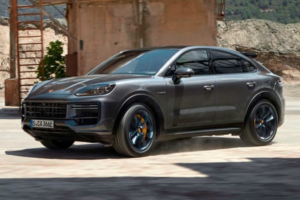 Немцы представили обновленный Porsche Cayenne Turbo E-Hybrid: теперь еще мощнее