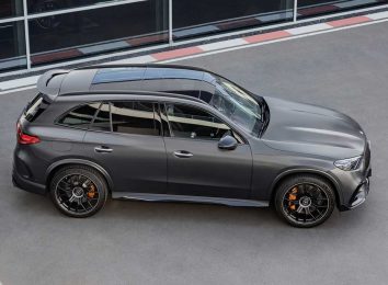 Топовый Mercedes-AMG GLC 63 S E Performance 2024 превратился в мощный гибрид