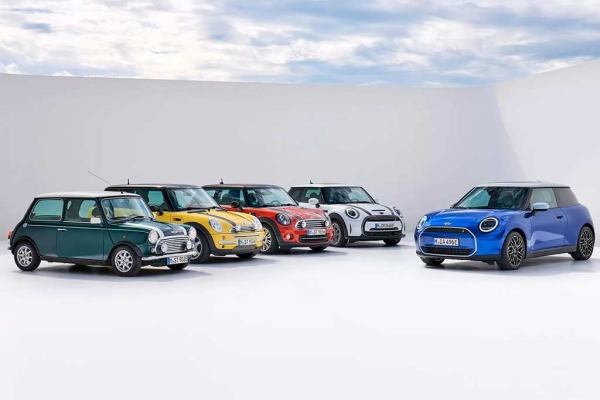 Представлен новый Mini Cooper SE 2024: минималистичный дизайн и световой декор