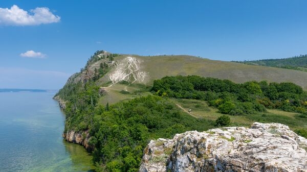 В МТС Travel составили подборку самых живописных мест в России для встречи осени