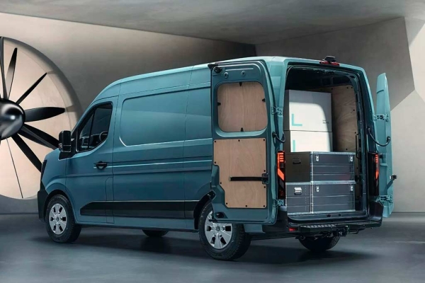 Французы представили коммерческий фургон Renault Master 4 поколения