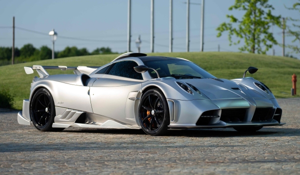 Гиперкар Pagani Imola Roadster: лебединая песня модели Huayra