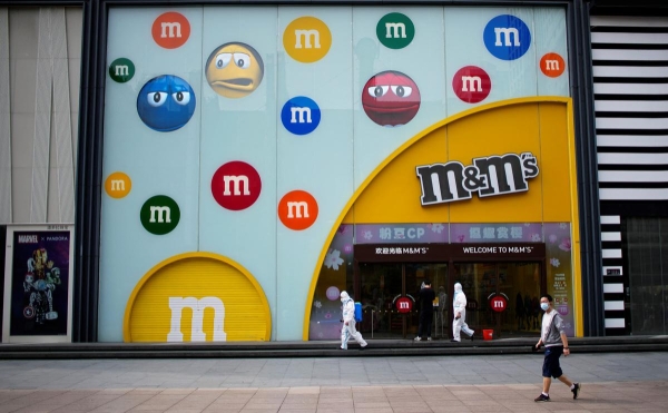 WSJ узнал, что M&M's откажется от своих персонажей в рекламе
WSJ узнал, что M&M's откажется от своих персонажей в рекламе