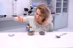 «Личинки во фритюре — очень вкусно!». Как из опарышей делают колбасу, лекарства и удобрения «Личинки во фритюре — очень вкусно!». Как из опарышей делают колбасу, лекарства и удобрения