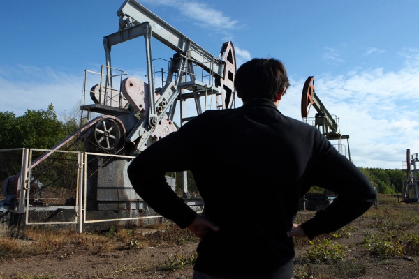 Bloomberg: российская нефть продается по $38 за баррель Bloomberg: российская нефть продается по $38 за баррель