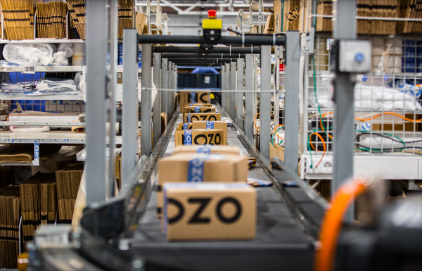 Ozon сократит для продавцов стоимость размещения на складах
Ozon сократит для продавцов стоимость размещения на складах