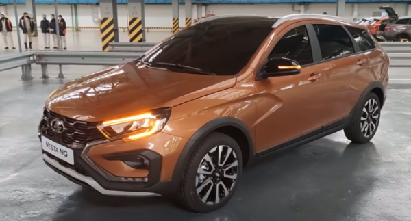 В России запустили предсерийное производство Lada Vesta NG
В России запустили предсерийное производство Lada Vesta NG