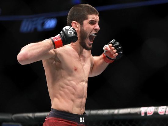 Фанат угрожает сорвать бой Махачева и Волкановски на турнире UFC 284