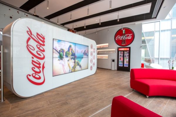 Coca-Cola в IV квартале сократила чистую прибыль и увеличила выручку
Coca-Cola в IV квартале сократила чистую прибыль и увеличила выручку