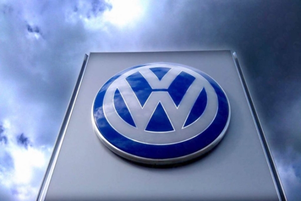 Volkswagen планирует завершить продажу «дочек» в России в первой половине 2023 года
Volkswagen планирует завершить продажу «дочек» в России в первой половине 2023 года