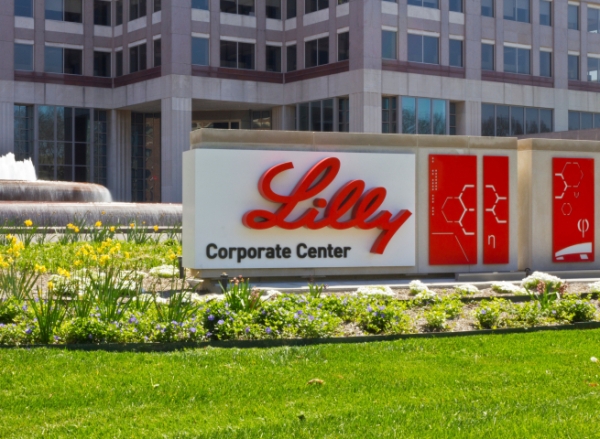 Американская Eli Lilly будет поставлять лекарства в Россию через Swixx Biopharma
Американская Eli Lilly будет поставлять лекарства в Россию через Swixx Biopharma