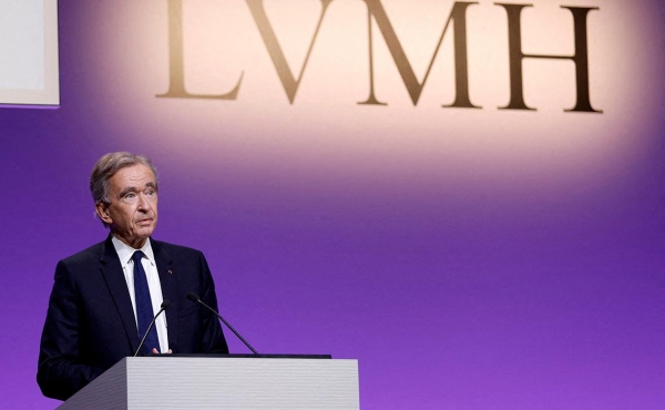 Владелец Louis Vuitton обогнал Маска в рейтинге богатейших людей мира
Владелец Louis Vuitton обогнал Маска в рейтинге богатейших людей мира