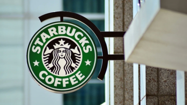 Starbucks снова возглавила рейтинг самых дорогих ресторанных брендов мира
Starbucks снова возглавила рейтинг самых дорогих ресторанных брендов мира