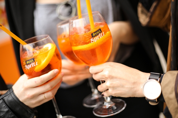 Российский производитель сиропов хочет получить права на бренд Aperol
Российский производитель сиропов хочет получить права на бренд Aperol